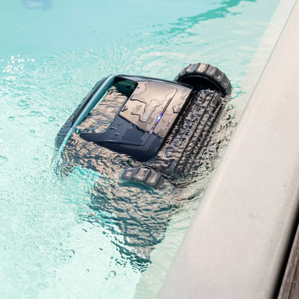 Poolroboter-Dolphin-Liberty-600_23.webp